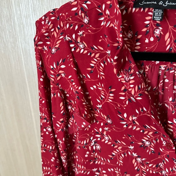 Vintage flutter sleeve button down shirt - Picture 3 of 4